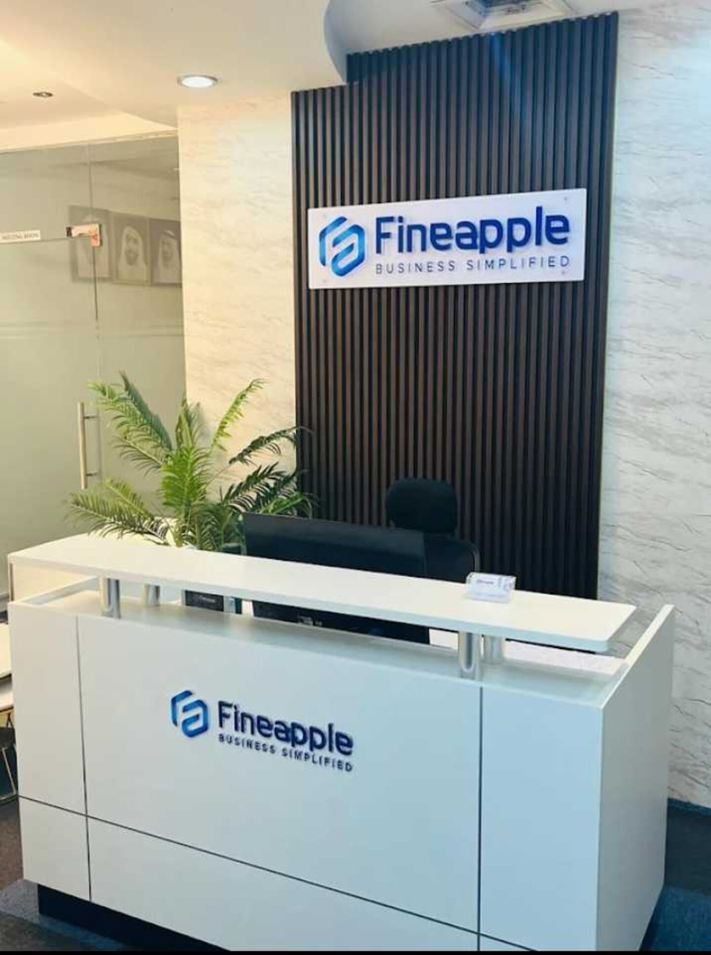 HiDubai-business-fineapple-business-setup-b2b-services-business-setup-and-pros-al-quoz-3-dubai-1