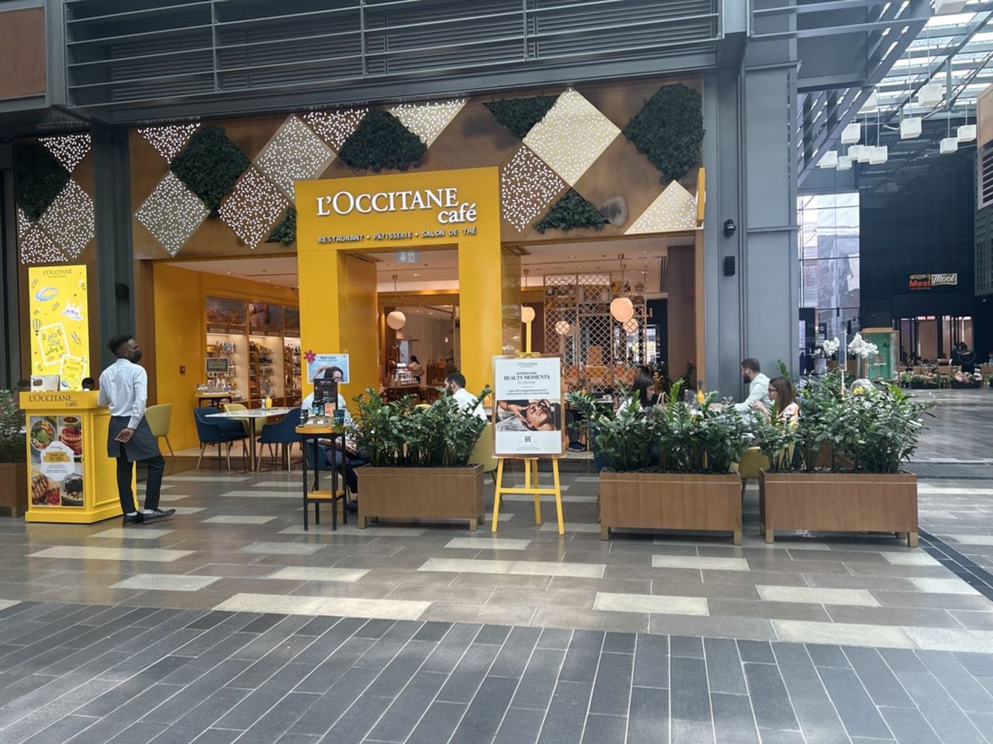 HiDubai-business-loccitane-cafe-food-beverage-coffee-shops-al-wasl-dubai-1