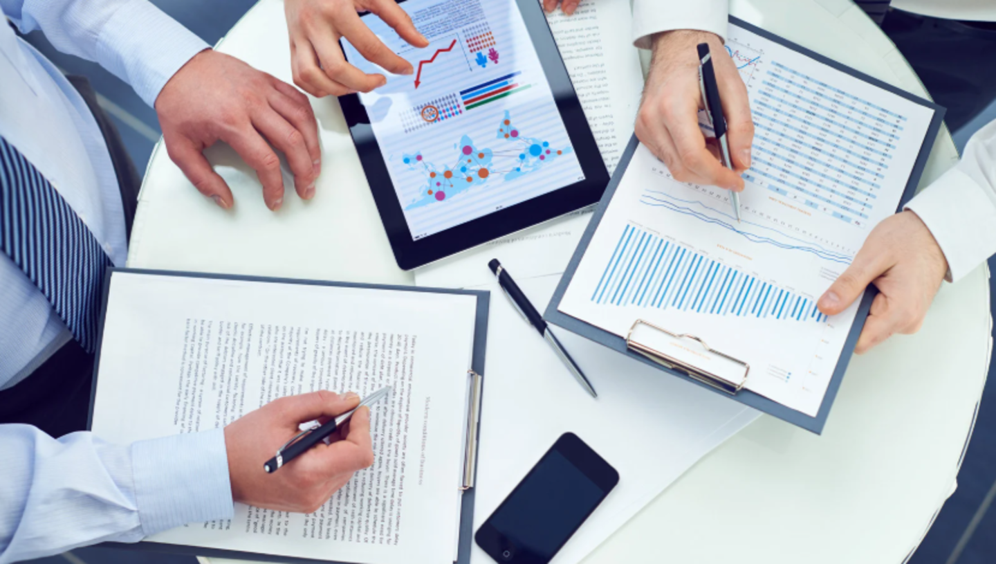 HiDubai-business-qurator-corporate-services-b2b-services-business-consultation-services-business-bay-dubai