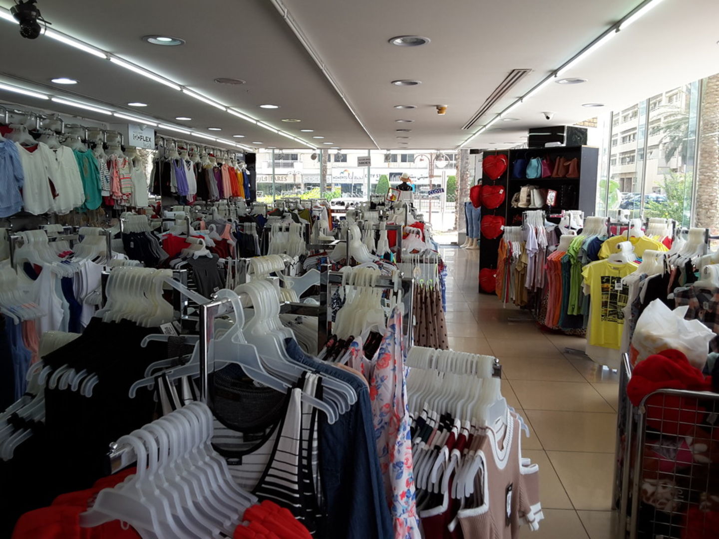 HiDubai-business-attractions-for-ever-fashion-shopping-apparel-al-bada-dubai-2