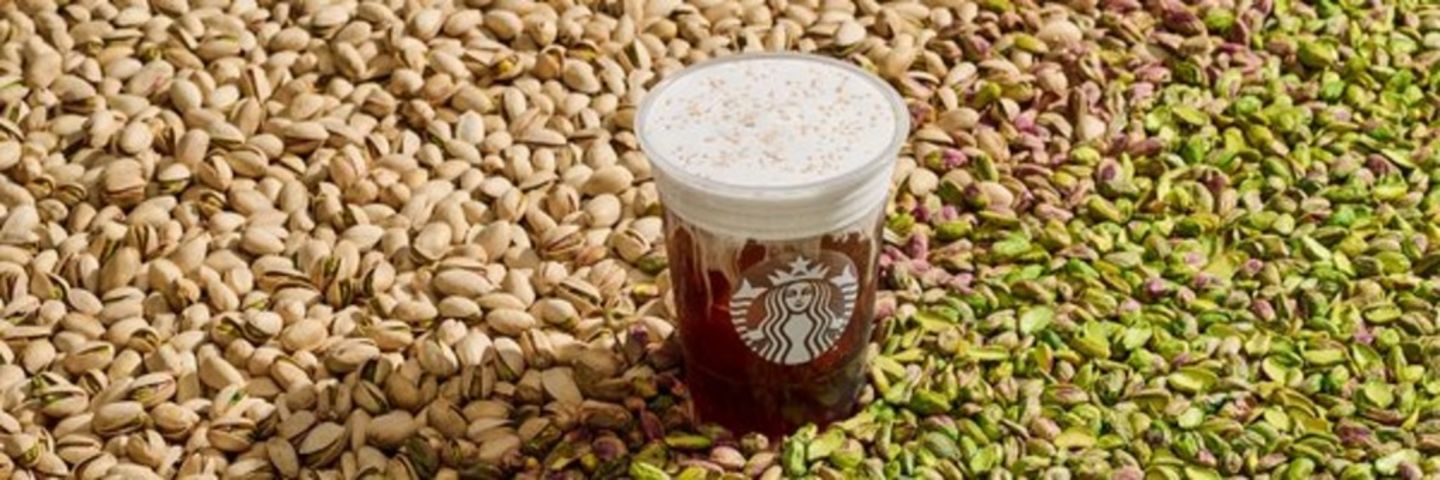 HiDubai-business-starbucks-vending-machine-shopping-vending-machines-business-bay-dubai