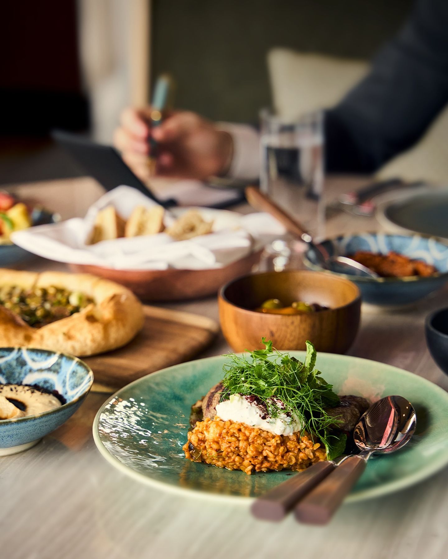 HiDubai-business-arrazuna-food-beverage-restaurants-bars-zaabeel-1-dubai