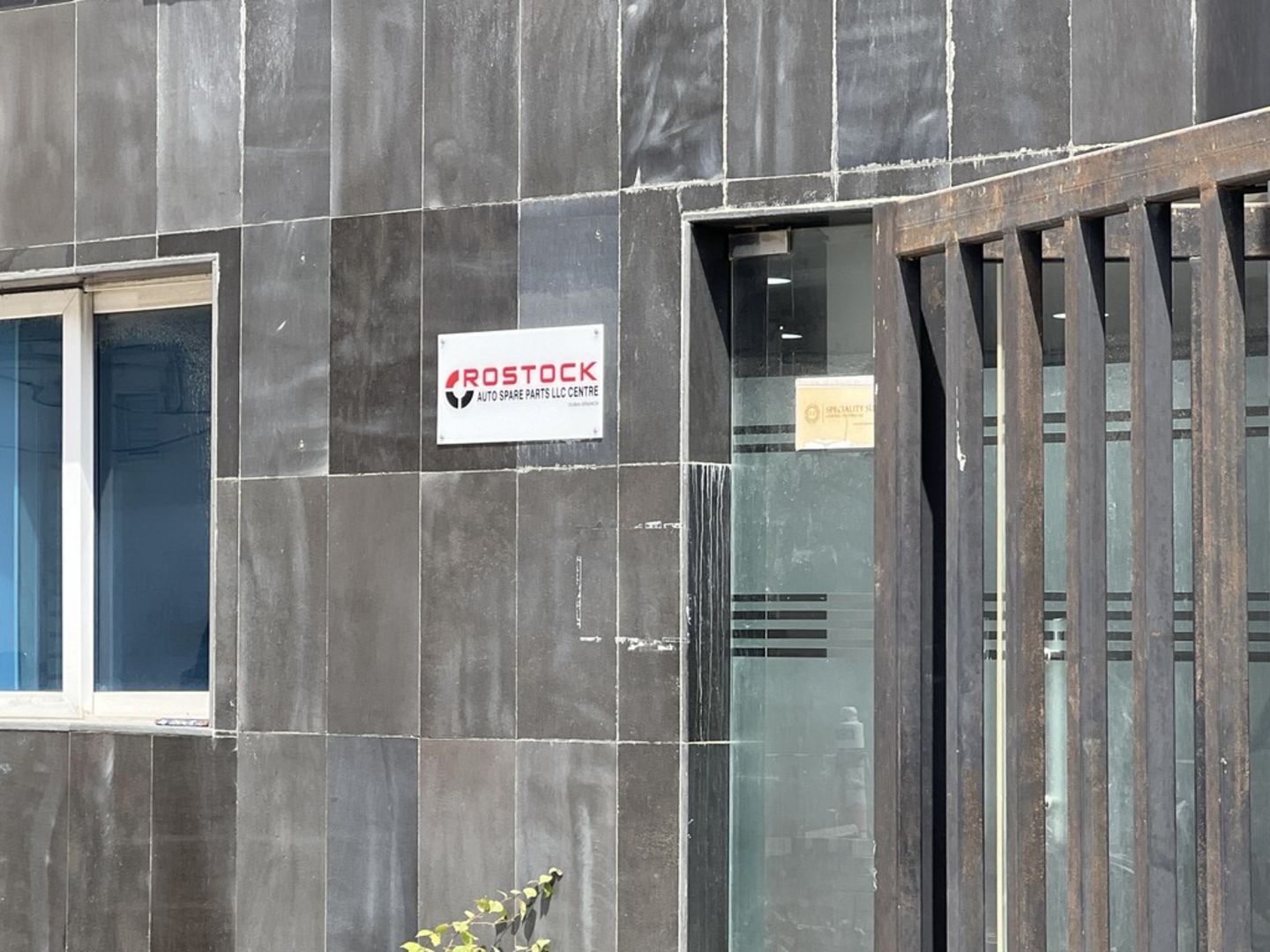 HiDubai-business-rostock-auto-spare-parts-transport-vehicle-services-auto-spare-parts-accessories-al-quoz-industrial-3-dubai