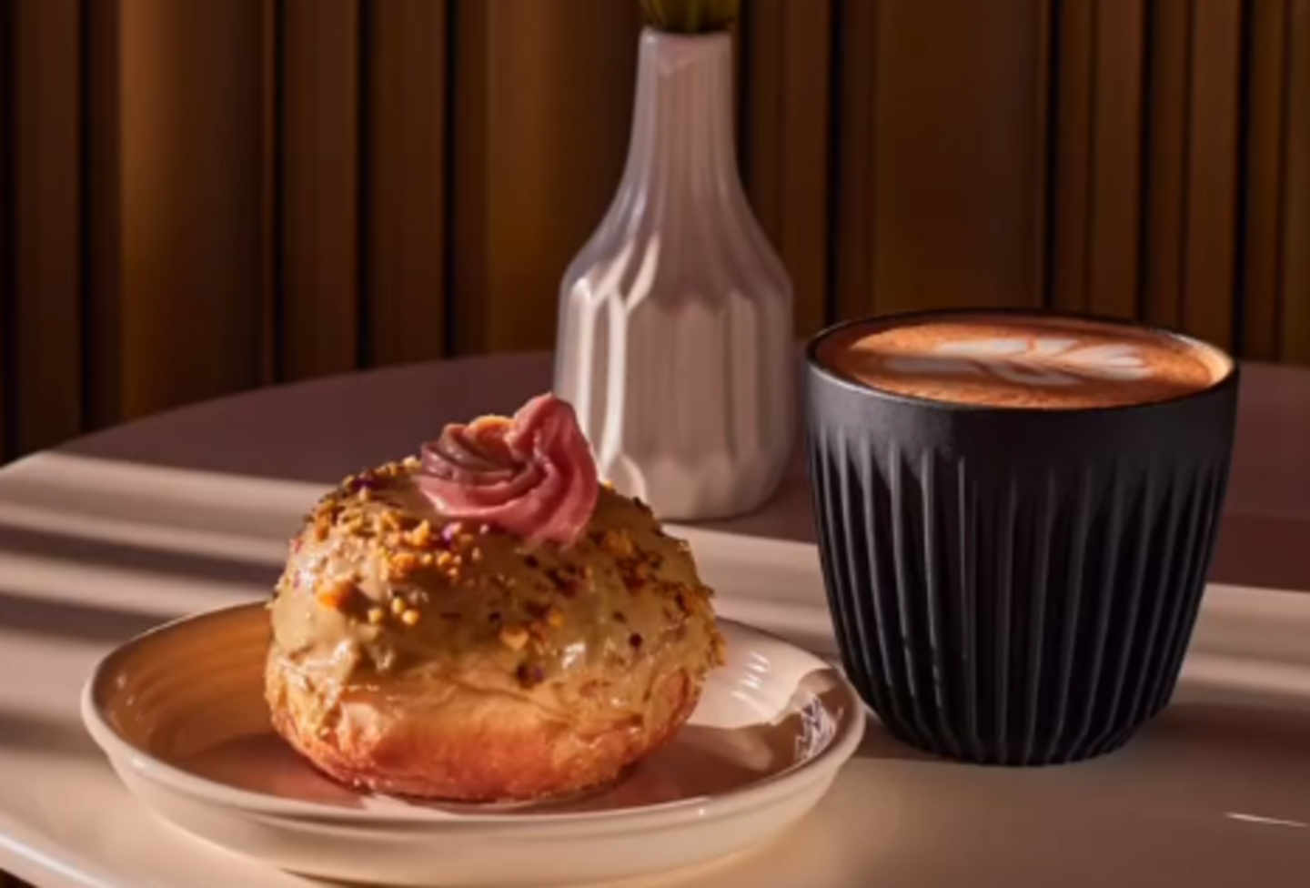 HiDubai-business-aura-by-sree-food-beverage-bakeries-desserts-sweets-al-karama-dubai-1