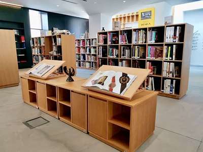 Al Safa Art & Design Library(Libraries) in Jumeirah 3, Dubai - HiDubai