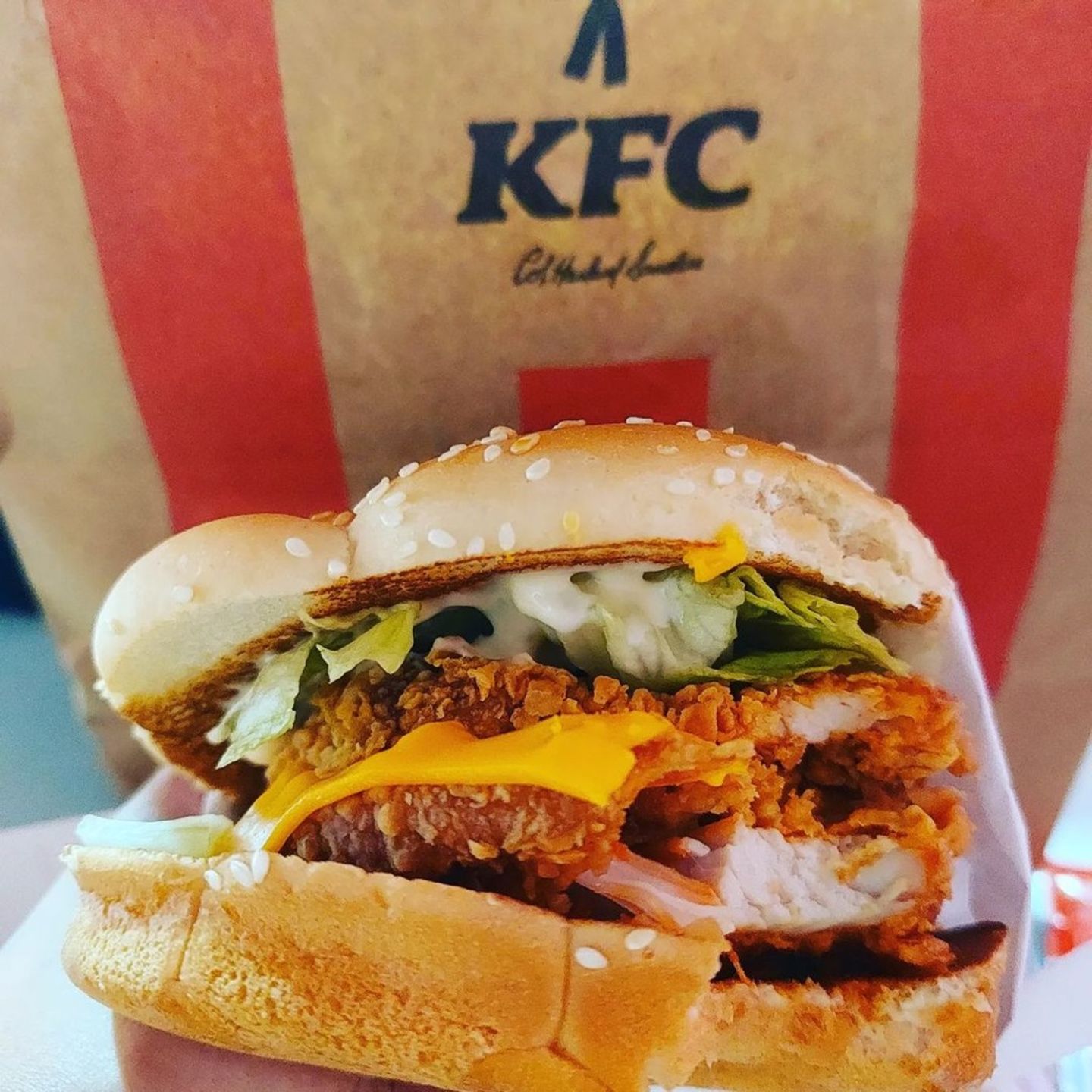 HiDubai-business-kfc-food-beverage-restaurants-bars-business-bay-dubai