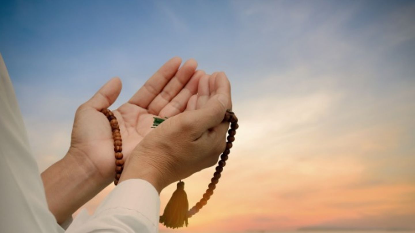 HiDubai-business-aqil-abbasi-mosque-431-others-religious-centres-international-city-warsan-1-dubai