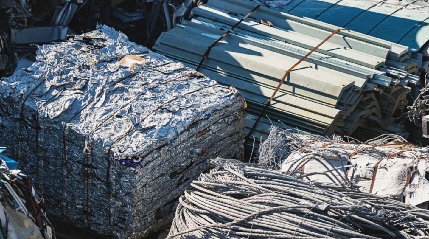 HiDubai-business-force-conerter-scrap-metal-waste-trading-construction-heavy-industries-waste-recycling-services-umm-ramool-dubai