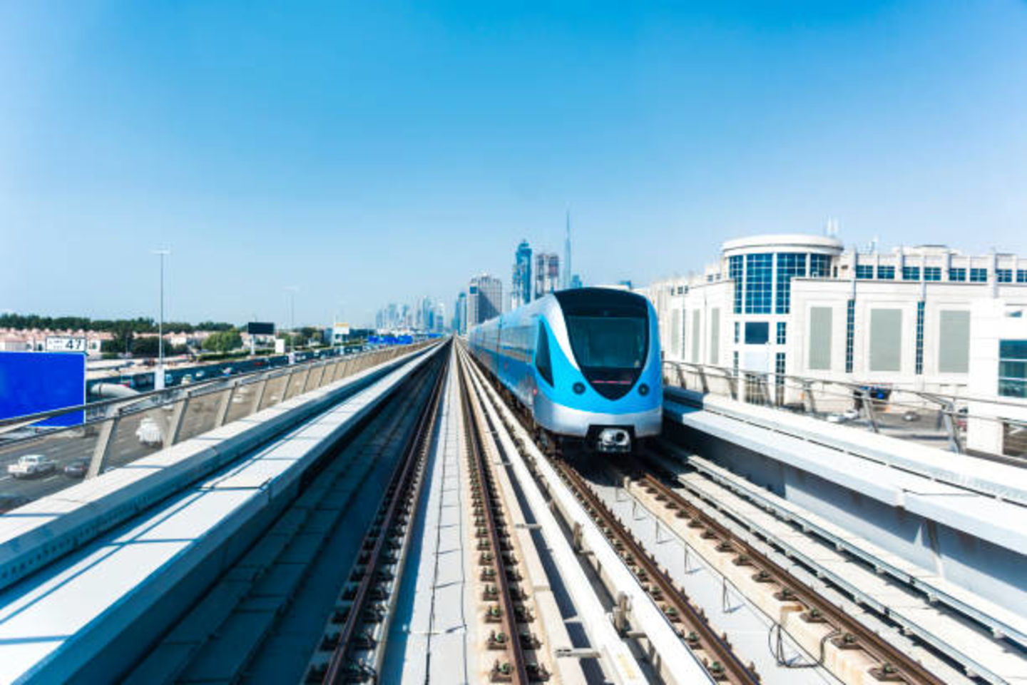 HiDubai-business-al-qusais-metro-station-transport-vehicle-services-public-transport-al-qusais-2-dubai