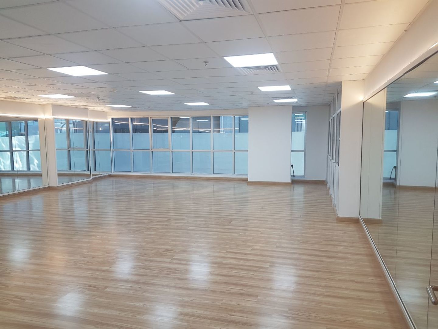 HiDubai-business-def-performing-arts-and-training-centre-education-training-learning-centres-al-barsha-1-dubai-2