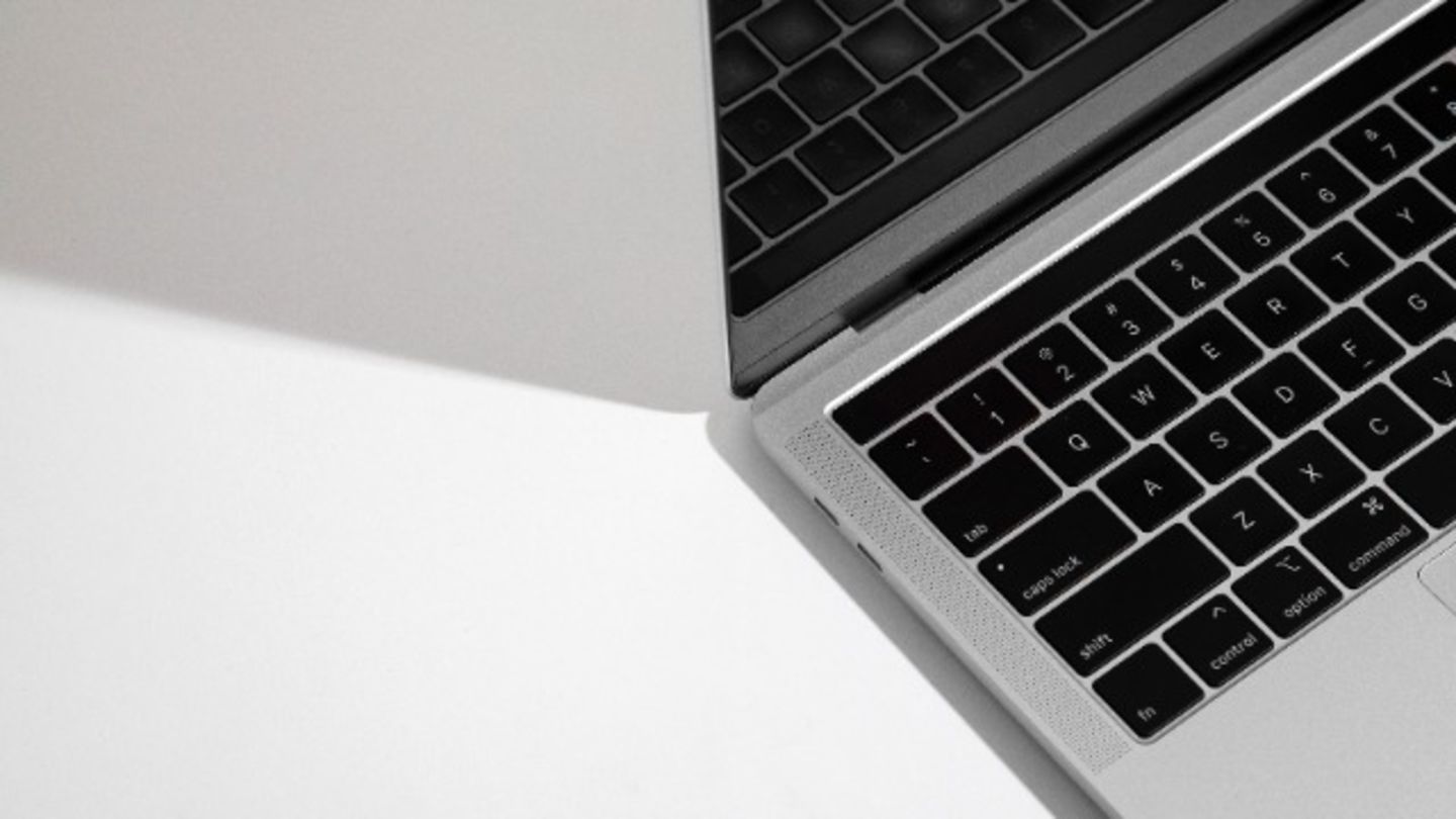 HiDubai-business-grand-pcd-trading-shopping-consumer-electronics-al-daghaya-dubai