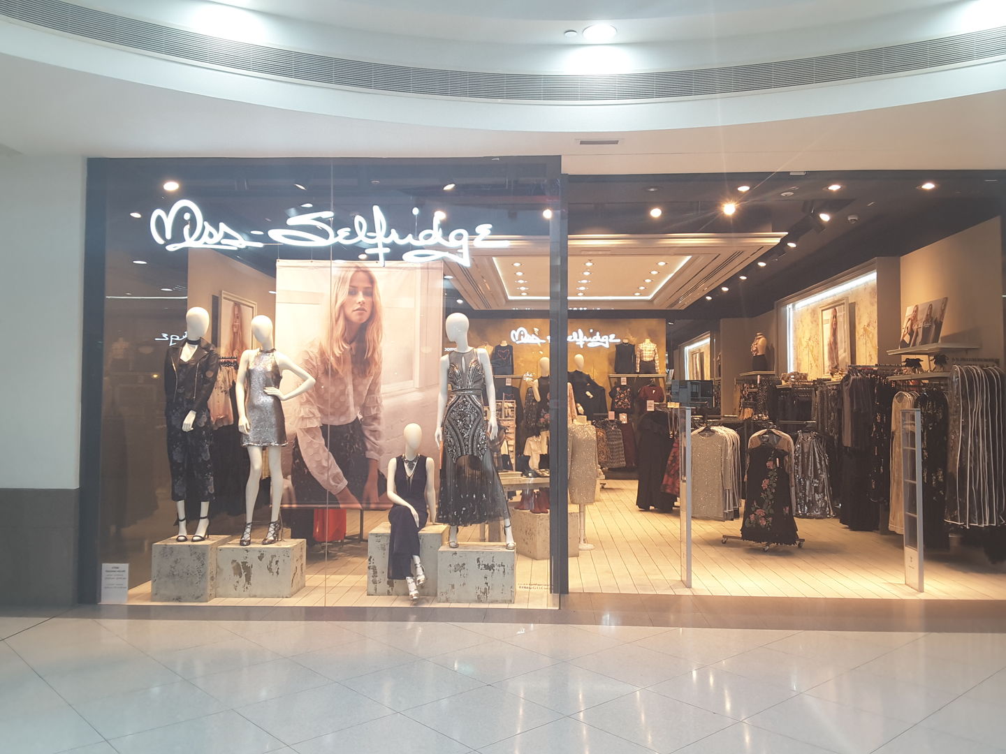 HiDubai-business-miss-selfridge-shopping-apparel-port-saeed-dubai-2