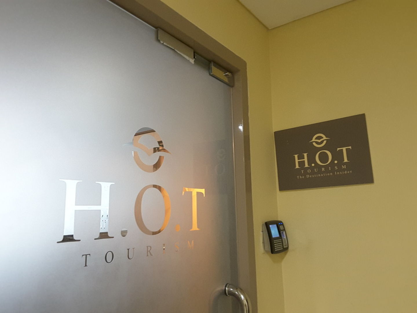 HiDubai-business-hot-tourism-hotels-tourism-local-tours-activities-jumeirah-lake-towers-al-thanyah-5-dubai-2