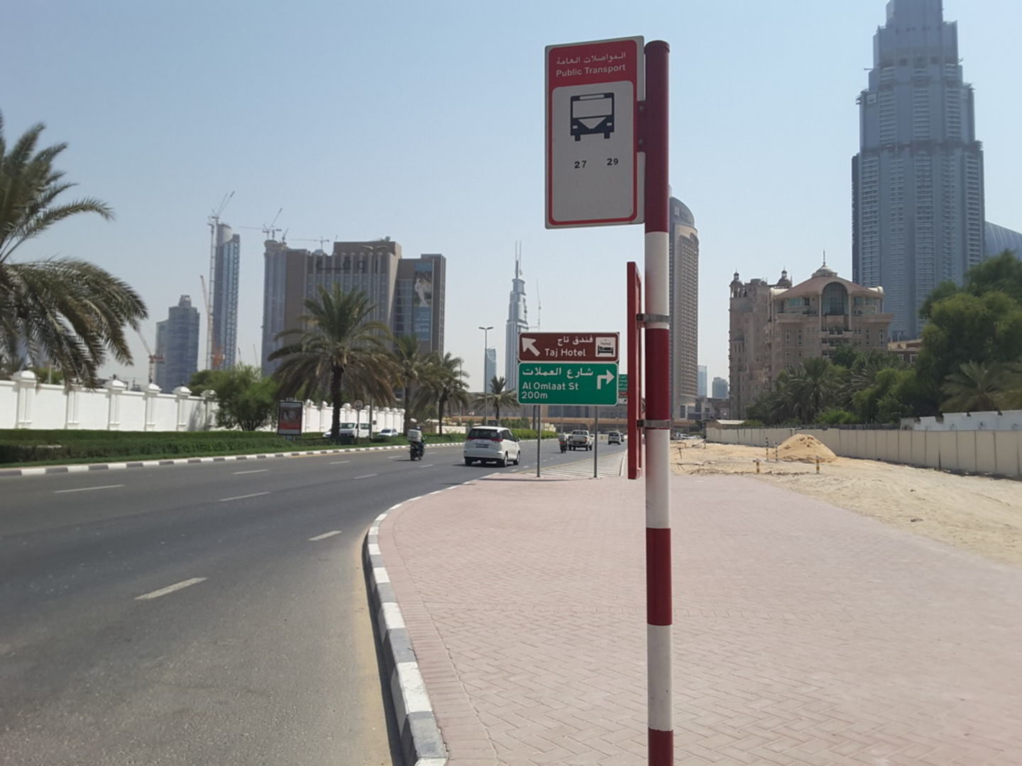 HiDubai-business-zabeel-bus-stop-transport-vehicle-services-public-transport-dubai-international-financial-centre-zaabeel-2-dubai-5