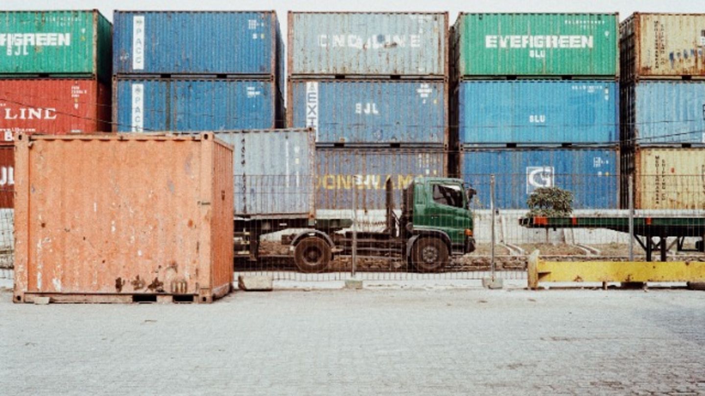 HiDubai-business-first-class-transport-by-trucks-shipping-logistics-road-cargo-services-international-city-warsan-1-dubai