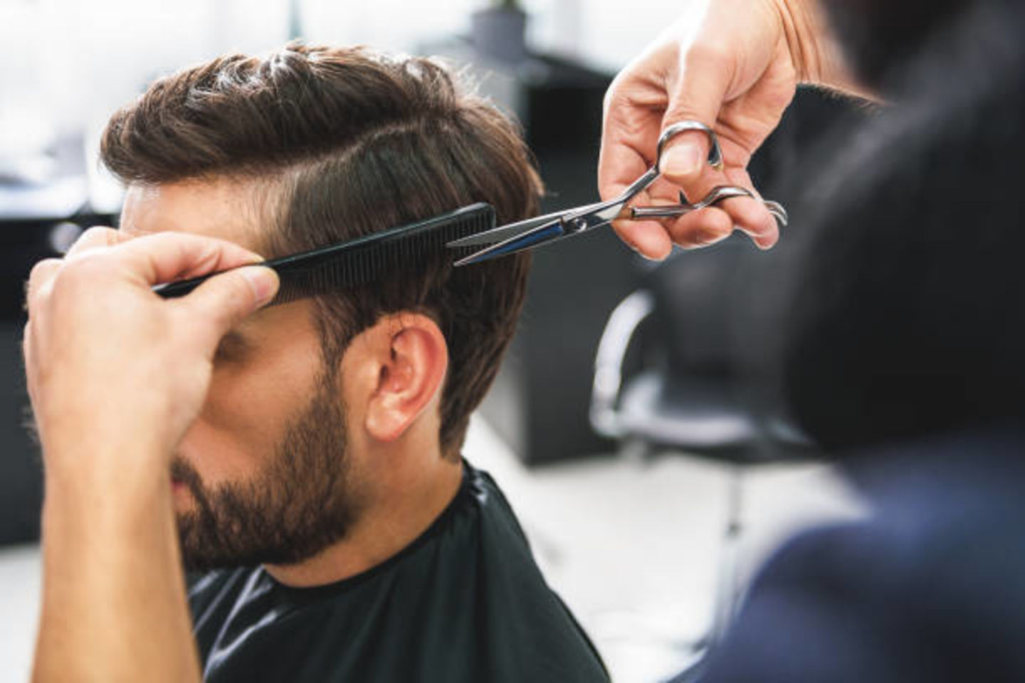 HiDubai-business-walk-in-trim-gents-salon-beauty-wellness-health-beauty-salons-ras-al-khor-industrial-2-dubai