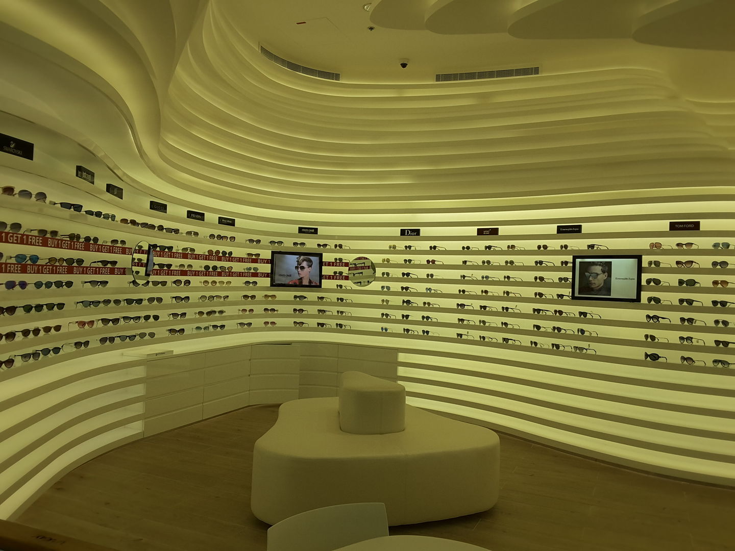 HiDubai-business-eye-zone-shopping-watches-eyewear-mankhool-dubai-2