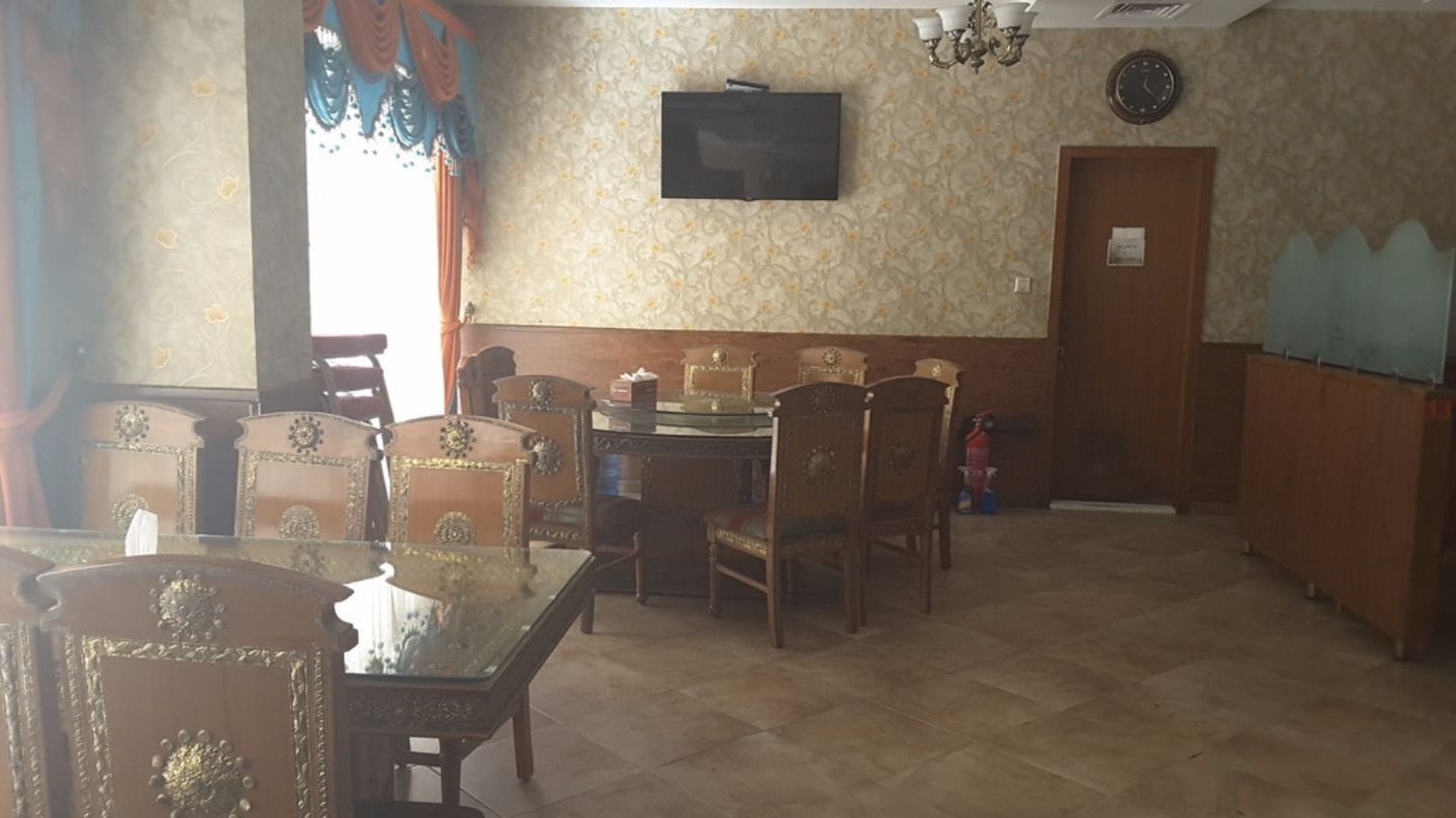 HiDubai-business-zam-zam-suyi-restaurant-food-beverage-restaurants-bars-international-city-warsan-1-dubai-2