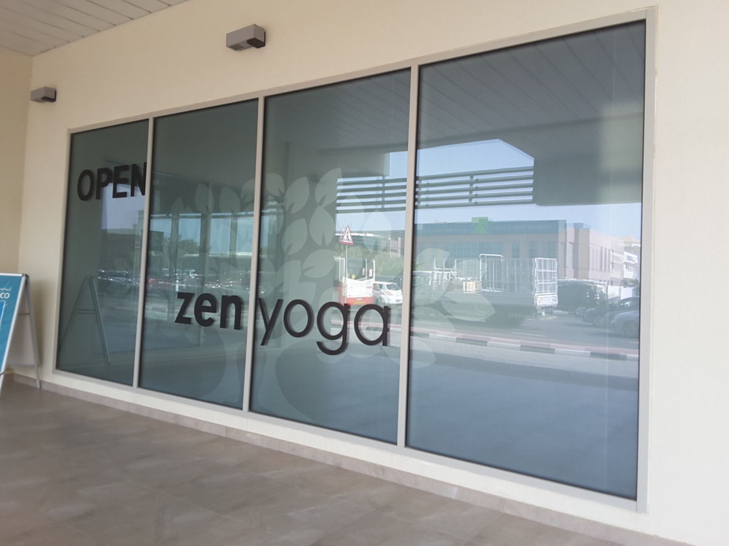 HiDubai-business-zen-yoga-sports-fitness-gyms-fitness-centres-pools-umm-al-sheif-dubai-2