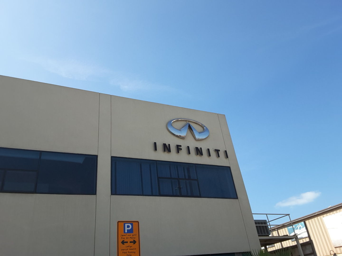 HiDubai-business-infiniti-service-centre-transport-vehicle-services-car-assistance-repair-al-quoz-1-dubai-2