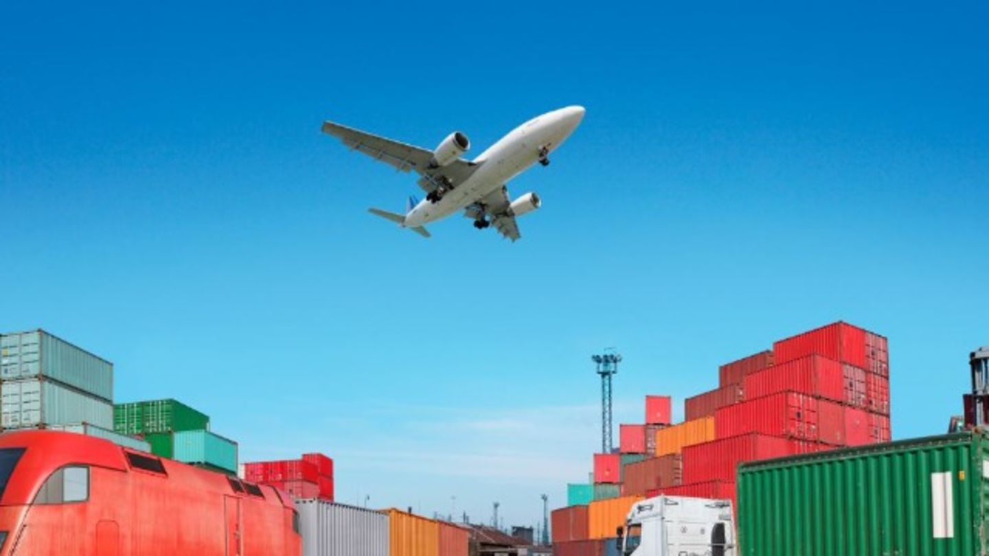 HiDubai-business-psl-arabia-shipping-logistics-shipping-logistics-sea-cargo-services-port-saeed-dubai