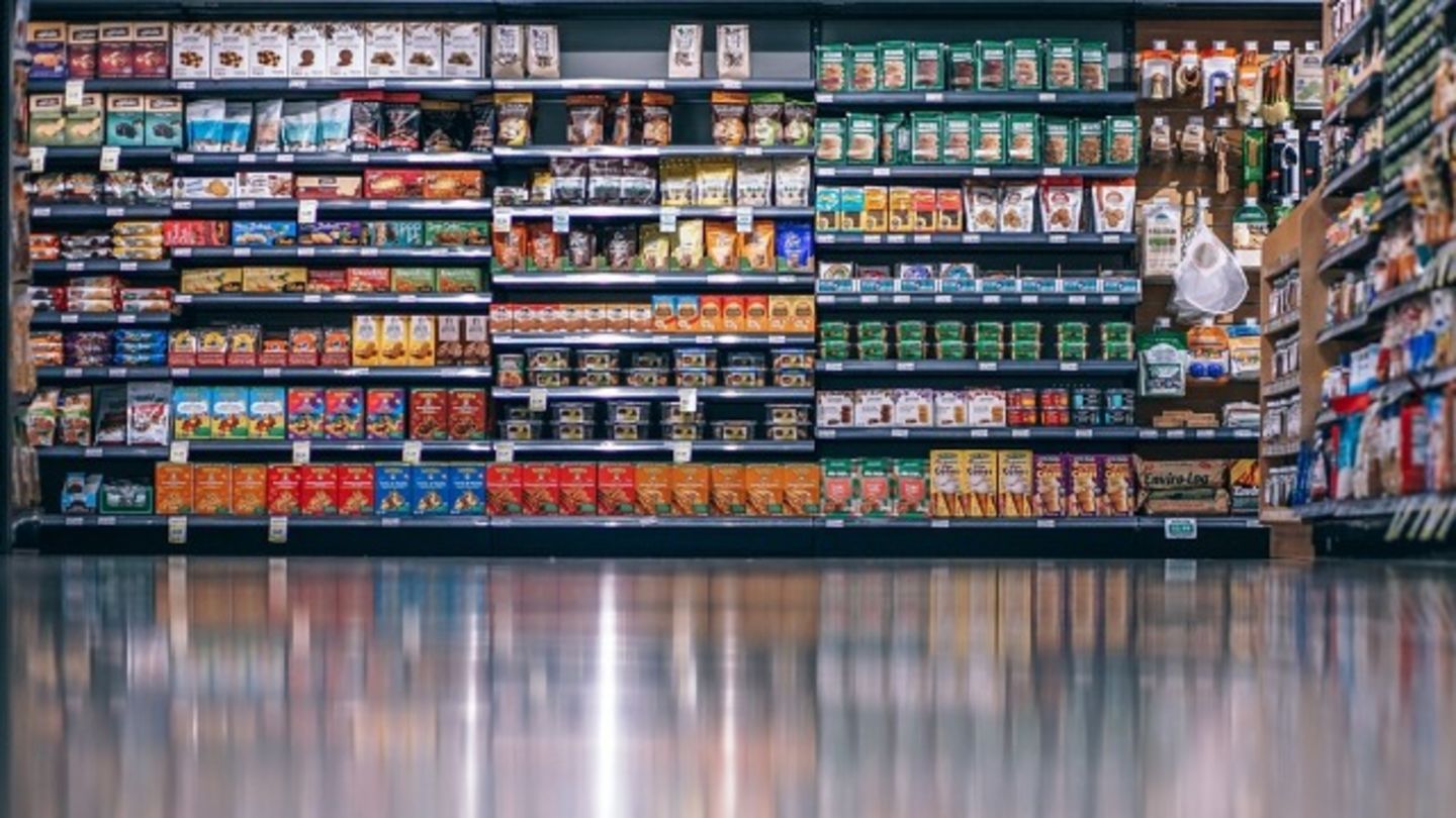 HiDubai-business-dolphin-international-b2b-services-food-stuff-trading-al-sabkha-dubai-2