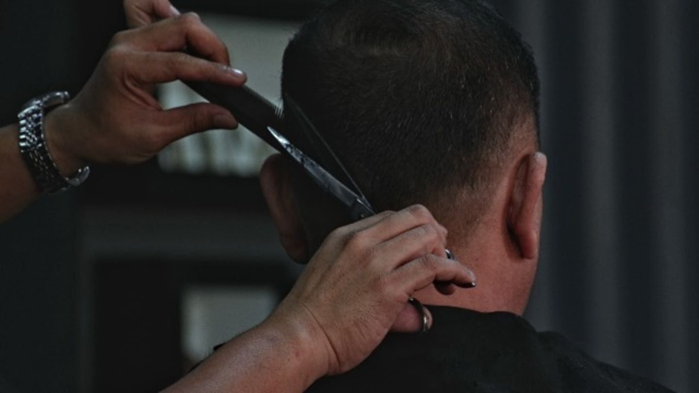 HiDubai-business-alamin-rakib-gents-salon-beauty-wellness-health-beauty-salons-muhaisnah-2-dubai