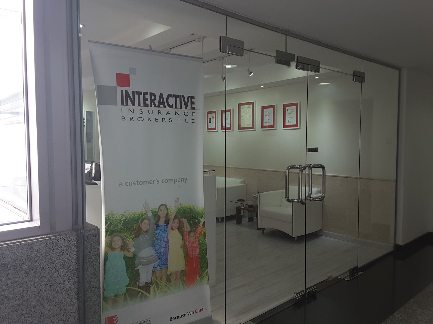 HiDubai-business-interactive-insurance-brokers-finance-legal-financial-services-al-khabaisi-dubai