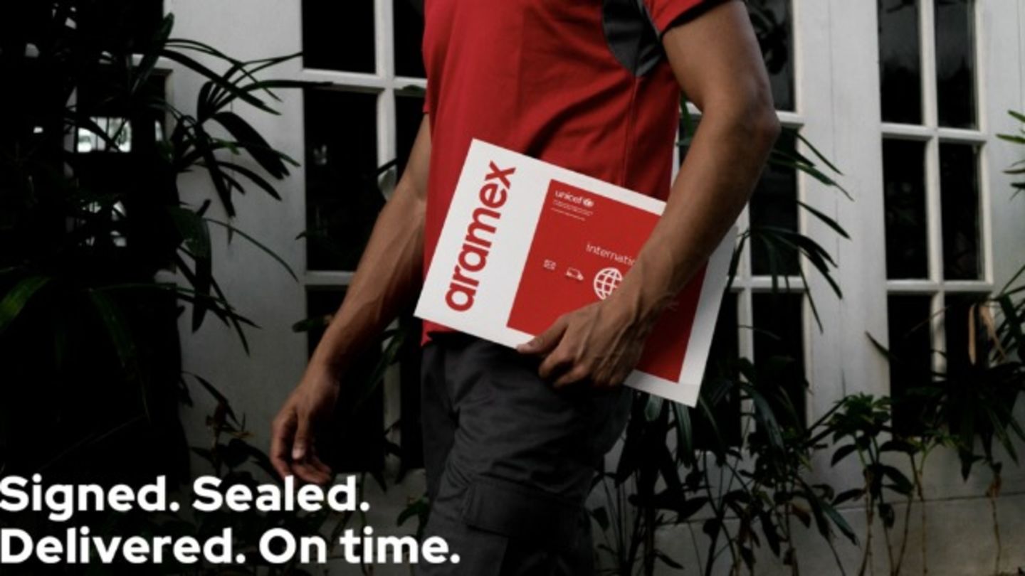 HiDubai-business-aramex-locker-shipping-logistics-shipment-pick-up-dubai-internet-city-al-sufouh-2-dubai