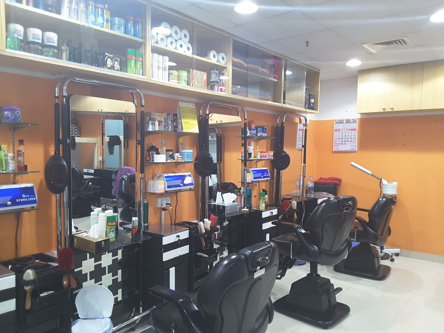 HiDubai-business-probashi-gents-salon-beauty-wellness-health-beauty-salons-dubai-investment-park-1-dubai-2