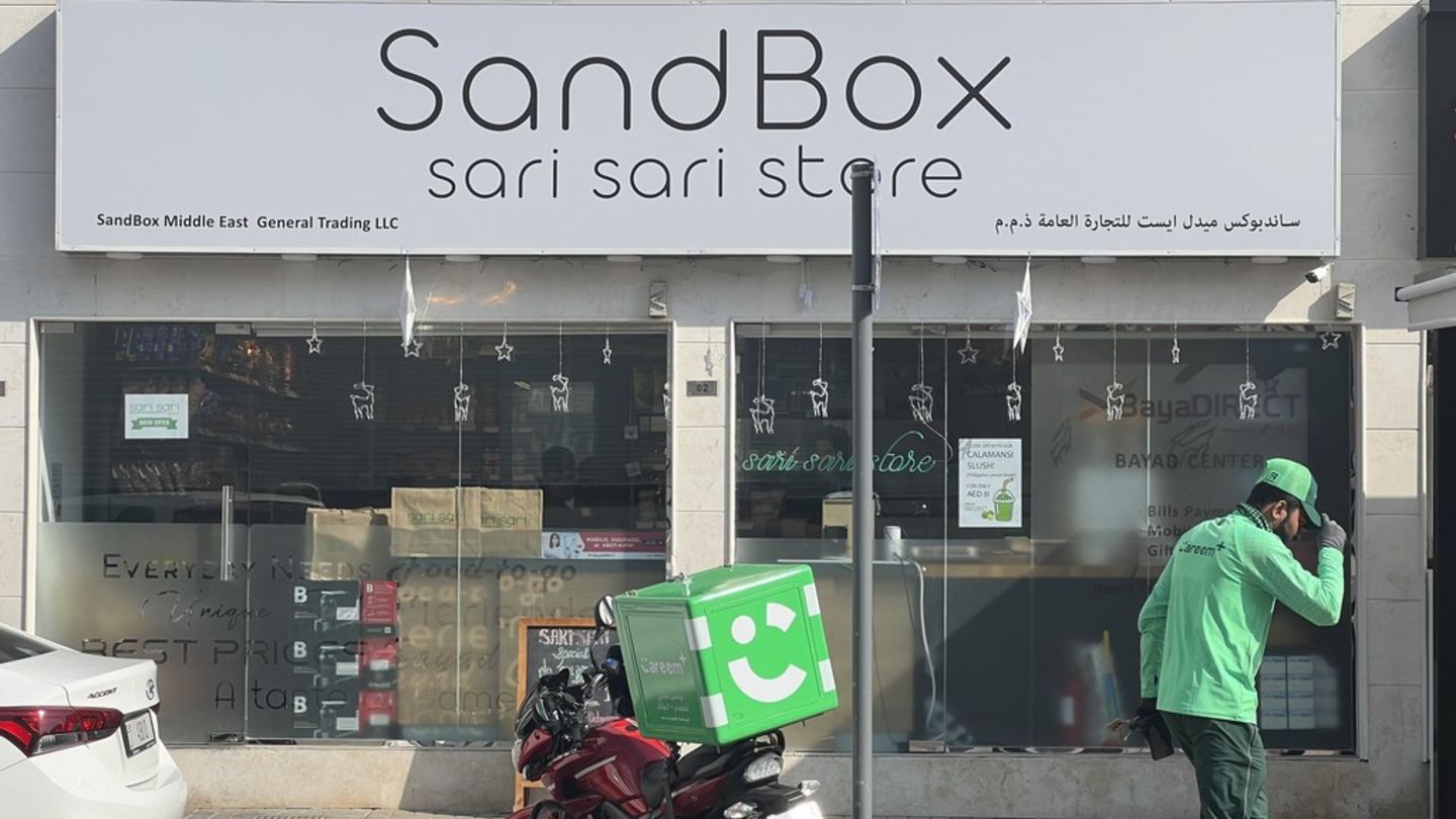 HiDubai-business-sandbox-sari-sari-store-shopping-supermarkets-hypermarkets-grocery-stores-al-karama-dubai