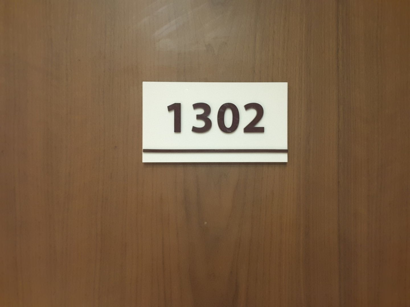 HiDubai-business-shoe-box-trading-b2b-services-distributors-wholesalers-business-bay-dubai-2