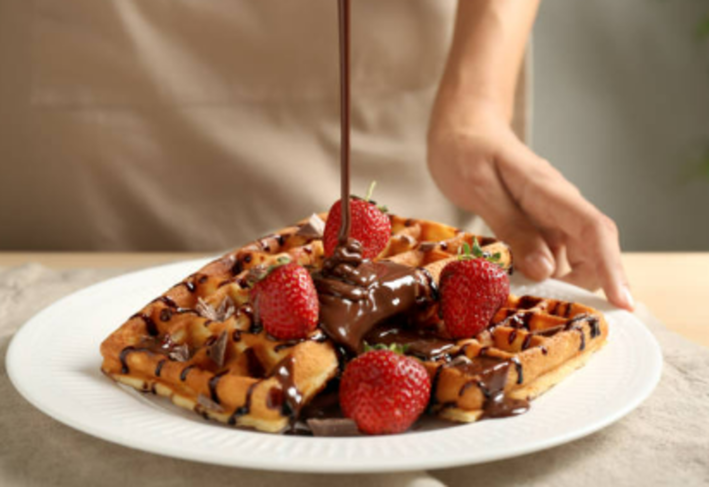 HiDubai-business-yummy-belgian-waffles-crepes-food-beverage-bakeries-desserts-sweets-dubai-festival-city-al-kheeran-1-dubai