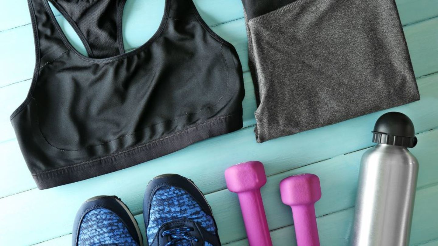 HiDubai-business-sidewalks-sports-wear-trading-sports-fitness-sportswear-al-garhoud-dubai