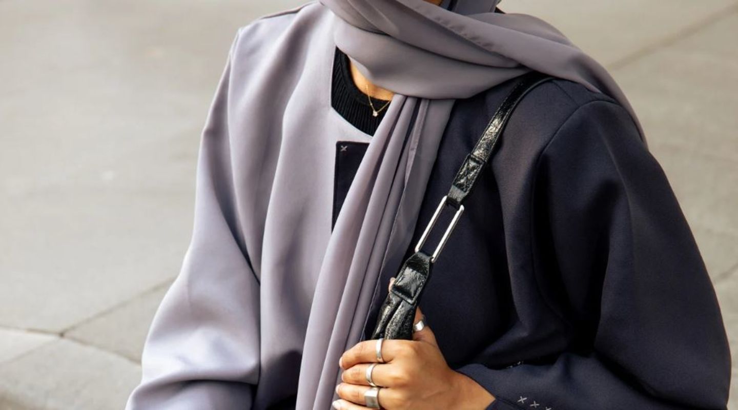 HiDubai-business-ssk-for-fashion-designing-shopping-apparel-mirdif-dubai