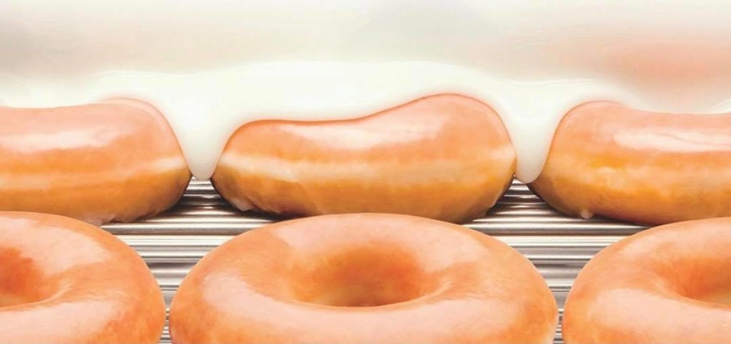 HiDubai-business-krispy-kreme-food-beverage-bakeries-desserts-sweets-al-karama-dubai