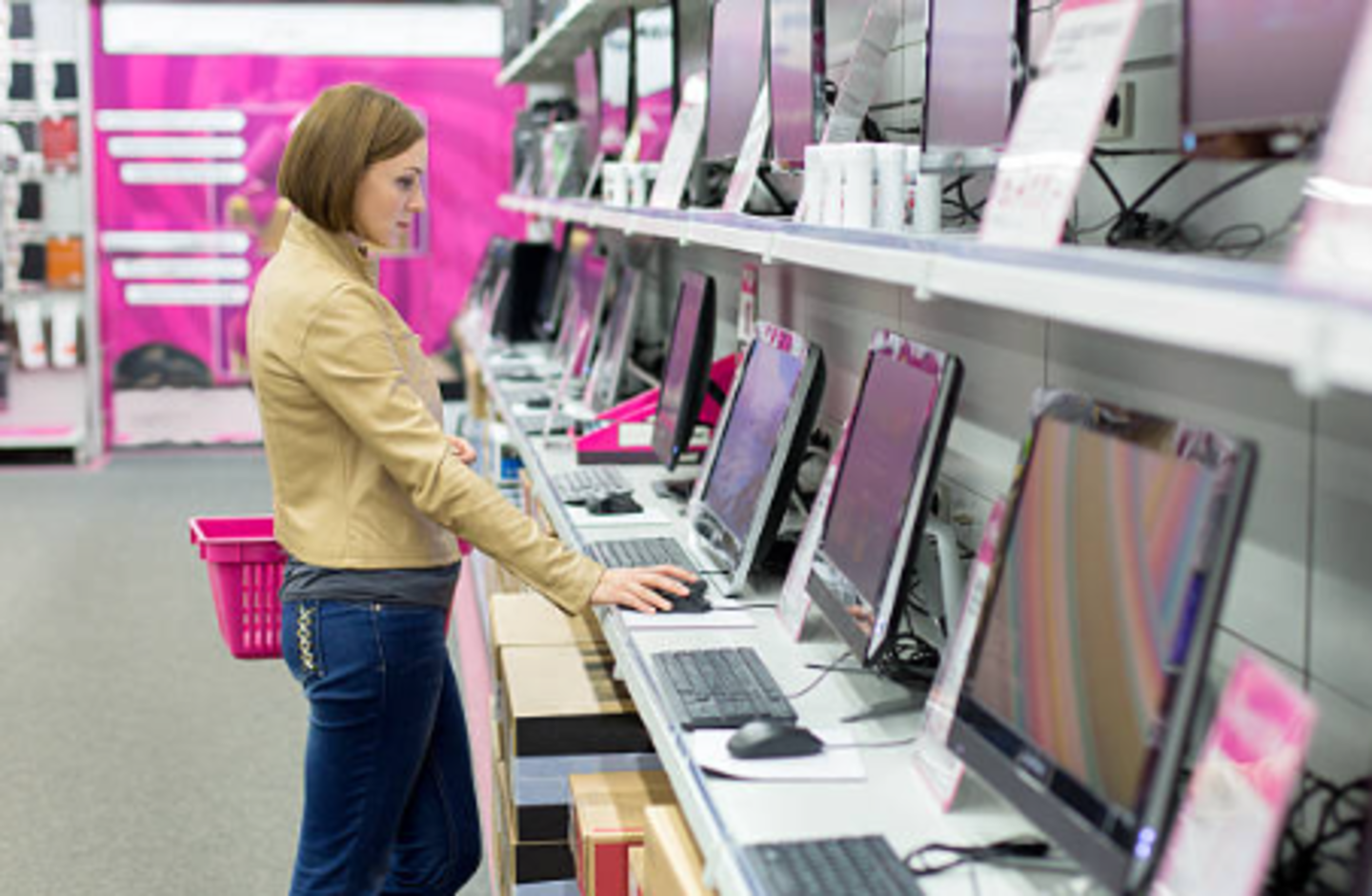 HiDubai-business-technova-spot-electronics-trading-l-l-c-shopping-consumer-electronics-umm-suqeim-3-dubai