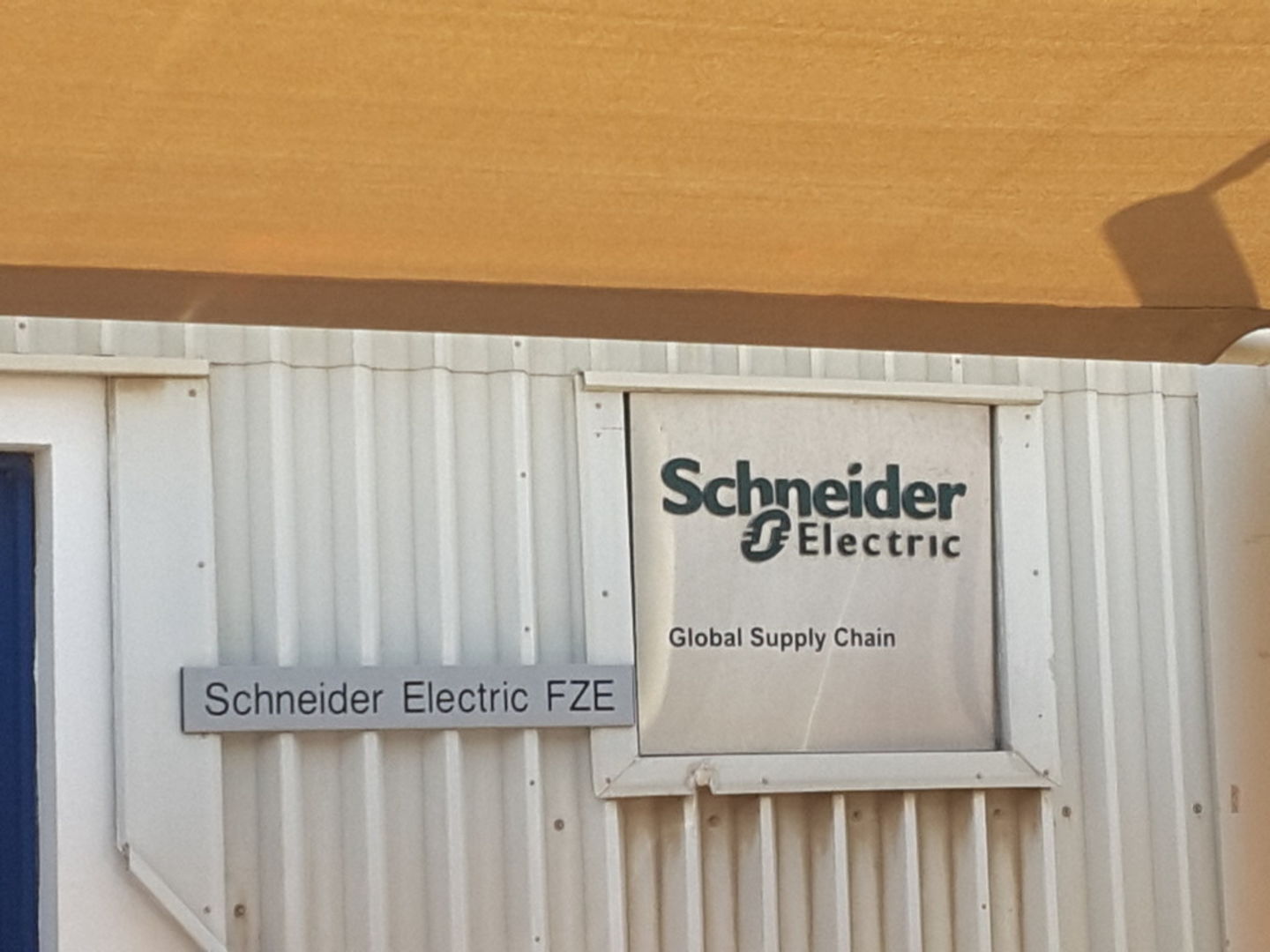 HiDubai-business-schneider-electric-fze-b2b-services-distributors-wholesalers-jebel-ali-free-zone-mena-jebel-ali-dubai-5