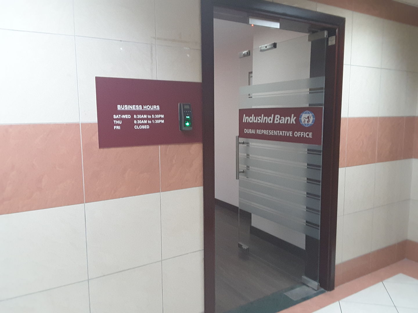 HiDubai-business-indusind-bank-finance-legal-banks-atms-umm-hurair-1-dubai-2