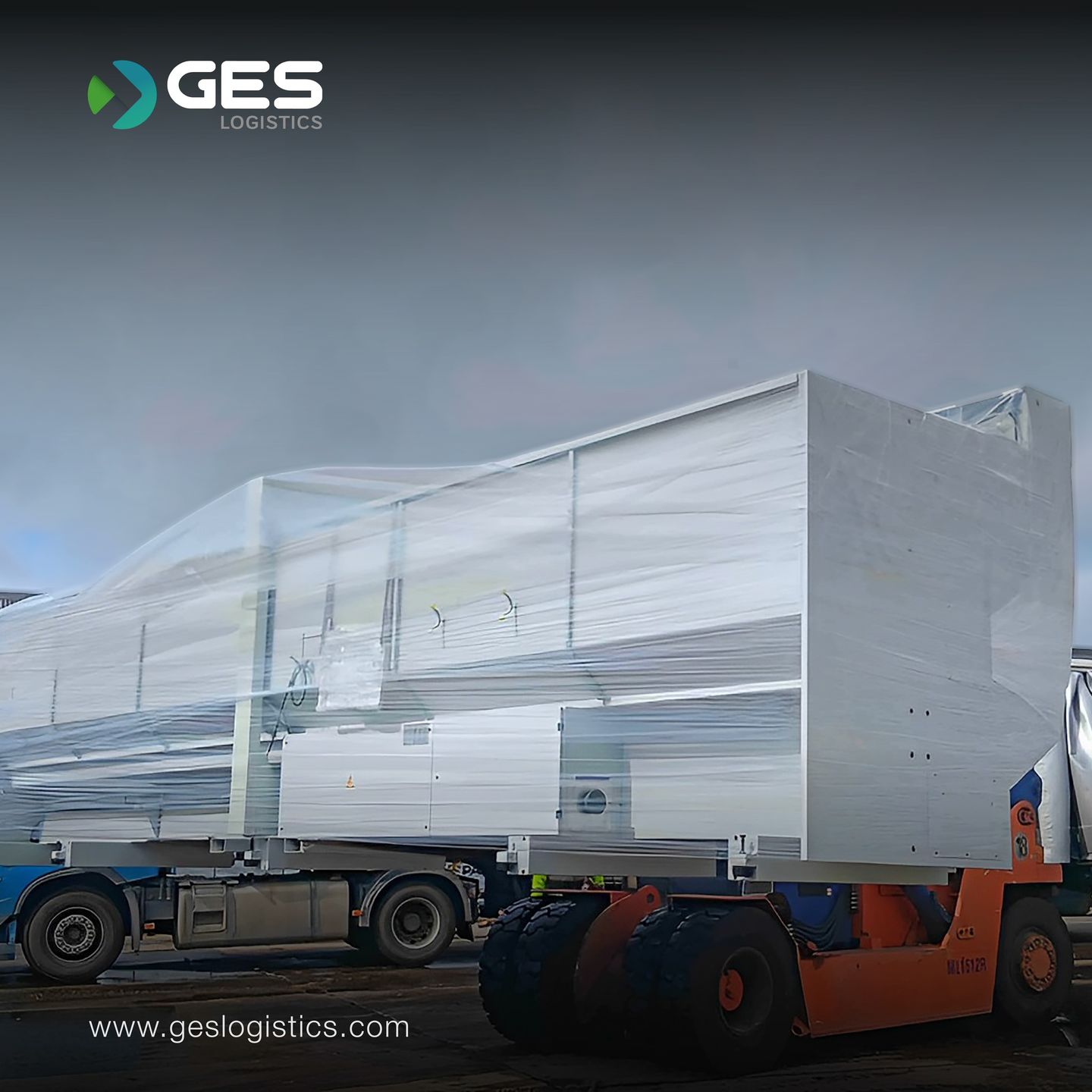 HiDubai-business-globe-express-services-overseas-development-shipping-logistics-shipping-burj-khalifa-dubai