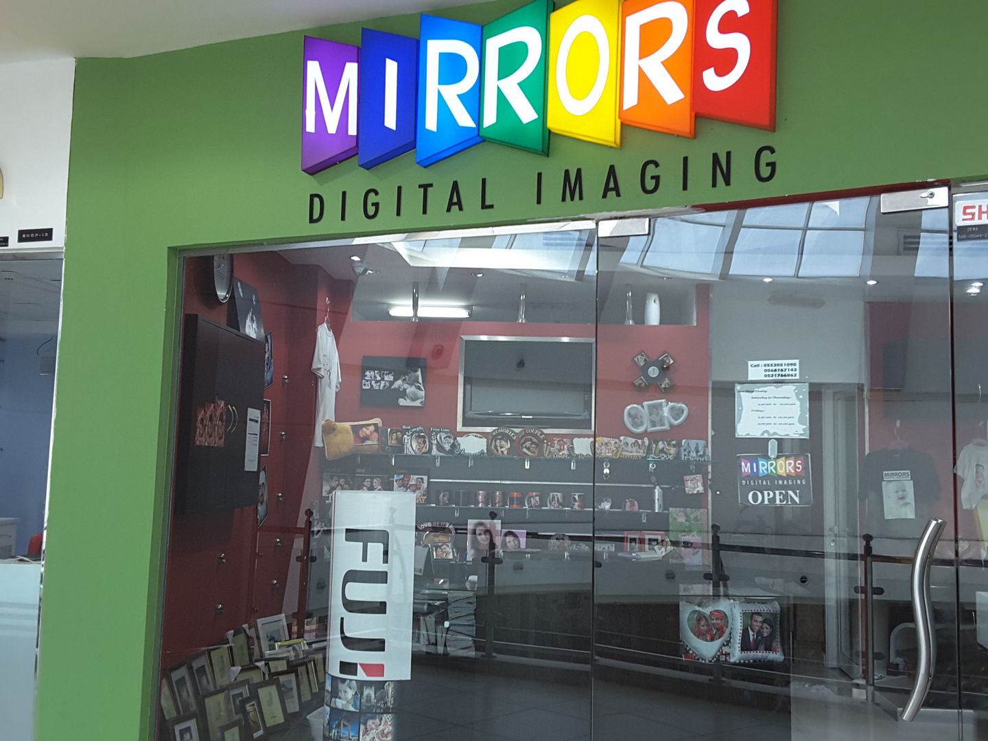 HiDubai-business-mirrors-digital-imaging-studio-vocational-services-art-photography-services-green-community-dubai-investment-park-1-dubai-2