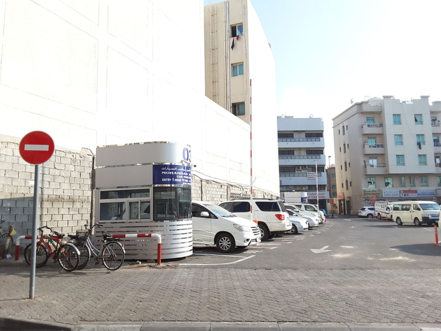 HiDubai-business-mohammad-al-blooshi-parking-transport-vehicle-services-private-transport-naif-dubai-2