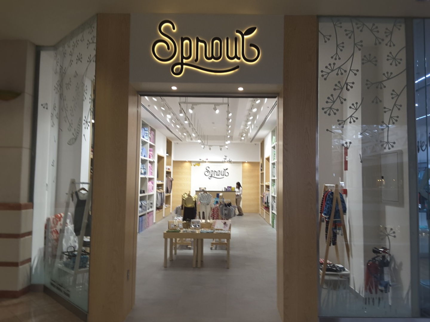 HiDubai-business-sprout-kids-kids-apparel-jumeirah-1-dubai-2