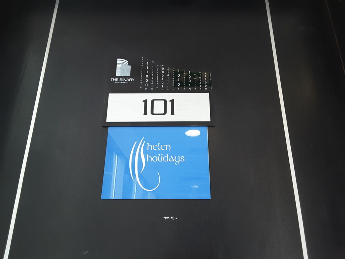 HiDubai-business-helen-holiday-beauty-wellness-health-beauty-cosmetics-products-manufacturers-business-bay-dubai-2