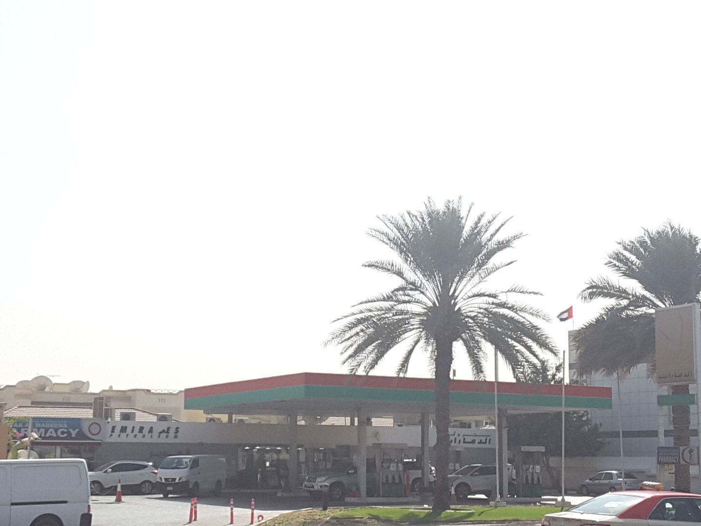 HiDubai-business-al-ghadeer-gas-station-transport-vehicle-services-fuel-stations-car-wash-al-manara-dubai-2