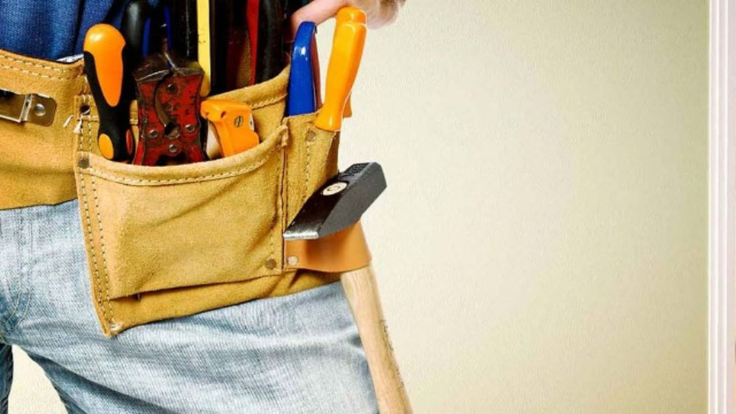 HiDubai-business-kmw-technical-services-home-handyman-maintenance-services-al-muteena-dubai