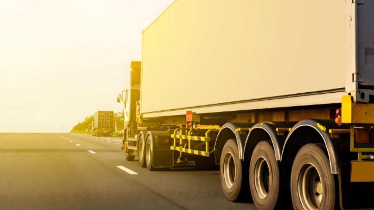 HiDubai-business-al-ajaweed-general-trading-shipping-logistics-road-cargo-services-port-saeed-dubai