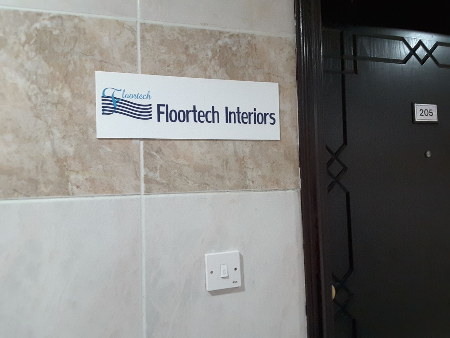 HiDubai-business-floor-tech-interiors-b2b-services-distributors-wholesalers-al-wasl-dubai-2