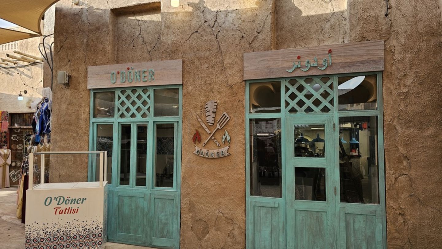 HiDubai-business-odoner-restaurant-food-beverage-restaurants-bars-al-hamriya-dubai