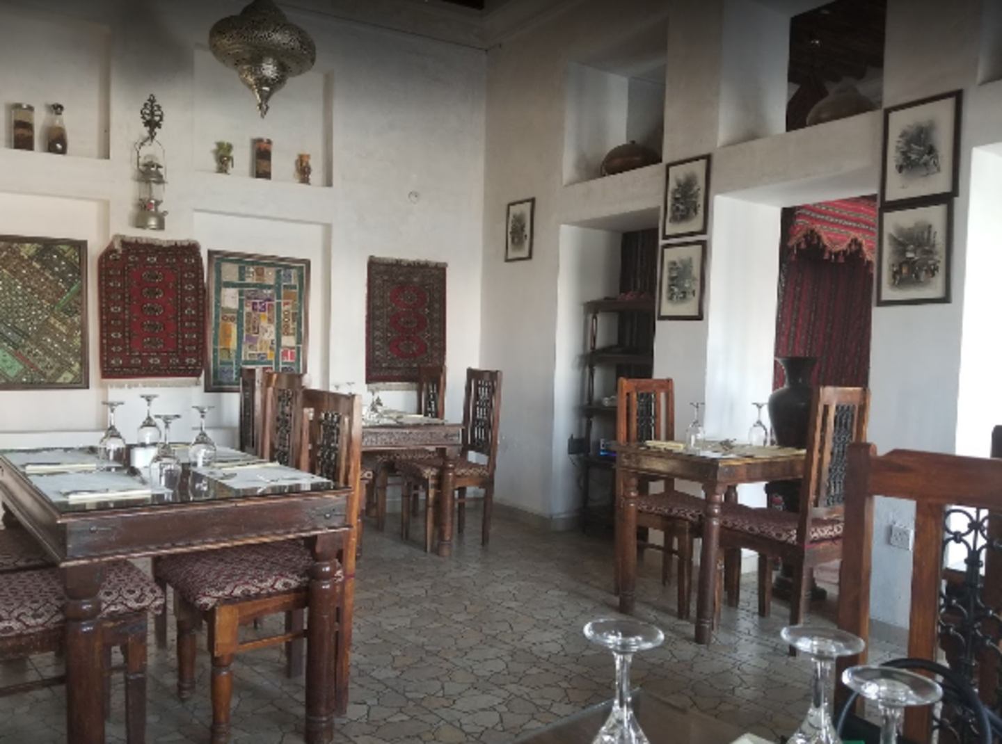 HiDubai-business-barjeel-al-arab-restaurant-food-beverage-restaurants-bars-meena-bazar-al-souq-al-kabeer-dubai